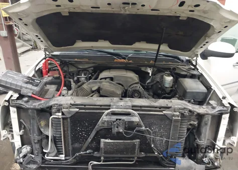 2014 GMC Yukon Xl 1500 Denali z USA, uszkodzony, nr VIN 1GKS2MEF9ER217156